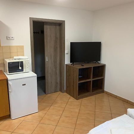 Chata Omicron Bítov Exteriör bild