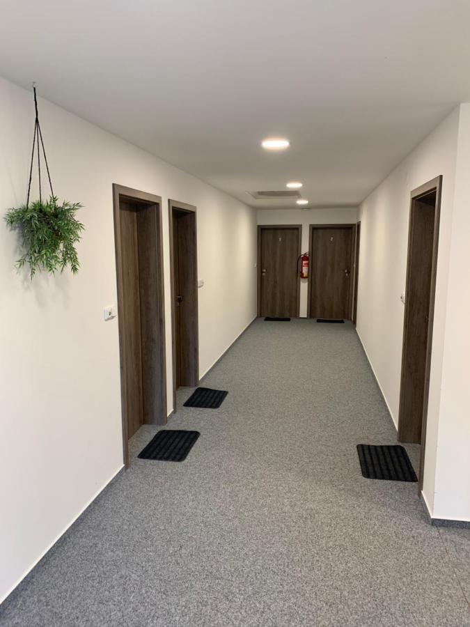 Chata Omicron Bítov Exteriör bild